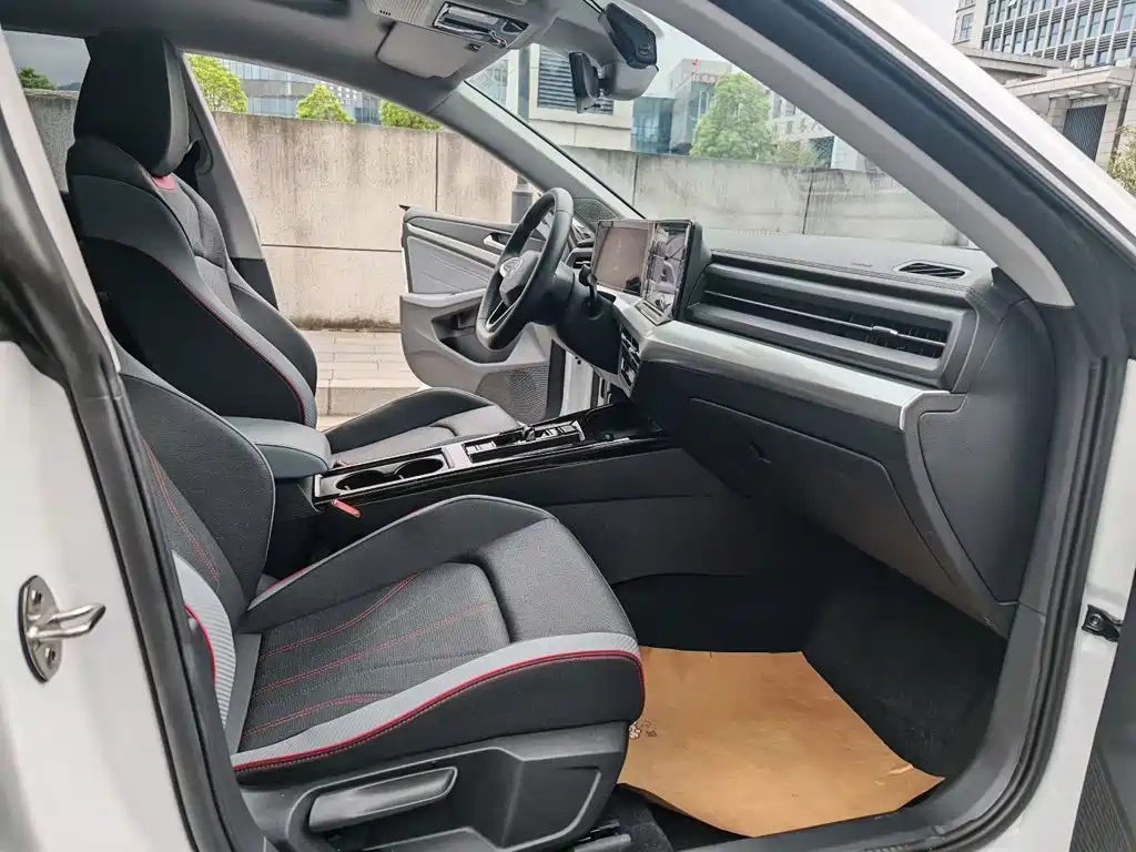 Volkswagen Lamando — миниатюра 5