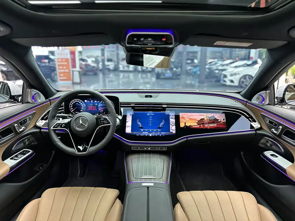 Mercedes-Benz E-Class — миниатюра 7