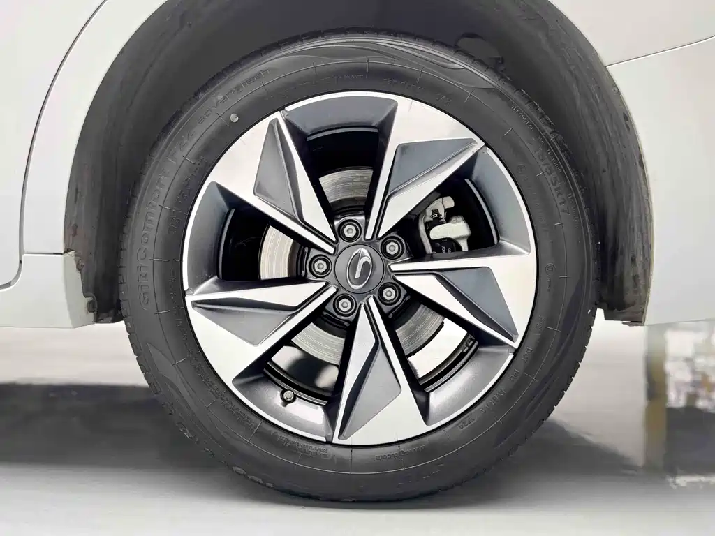 GAC M6 2023 PRO 270T DCT Luxury
