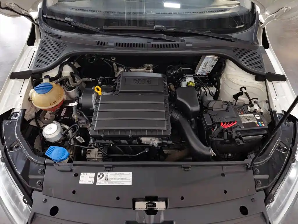 Skoda Rapid — миниатюра 7