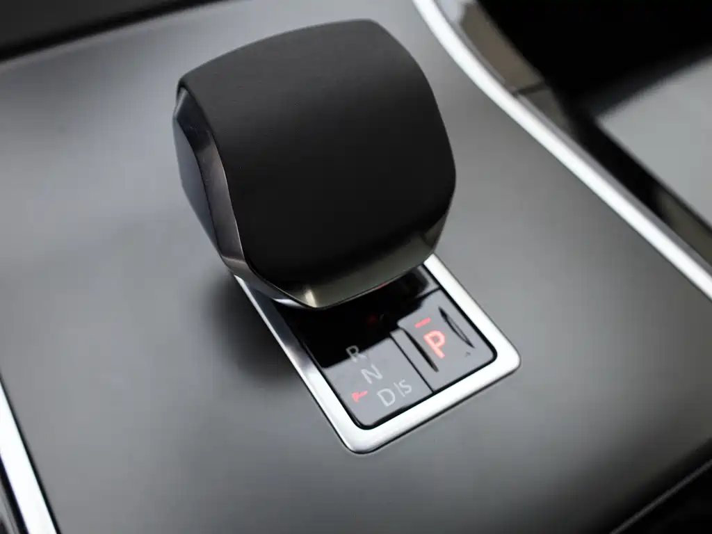 LAND ROVER RANGE ROVER AURORA NEW ENERGY