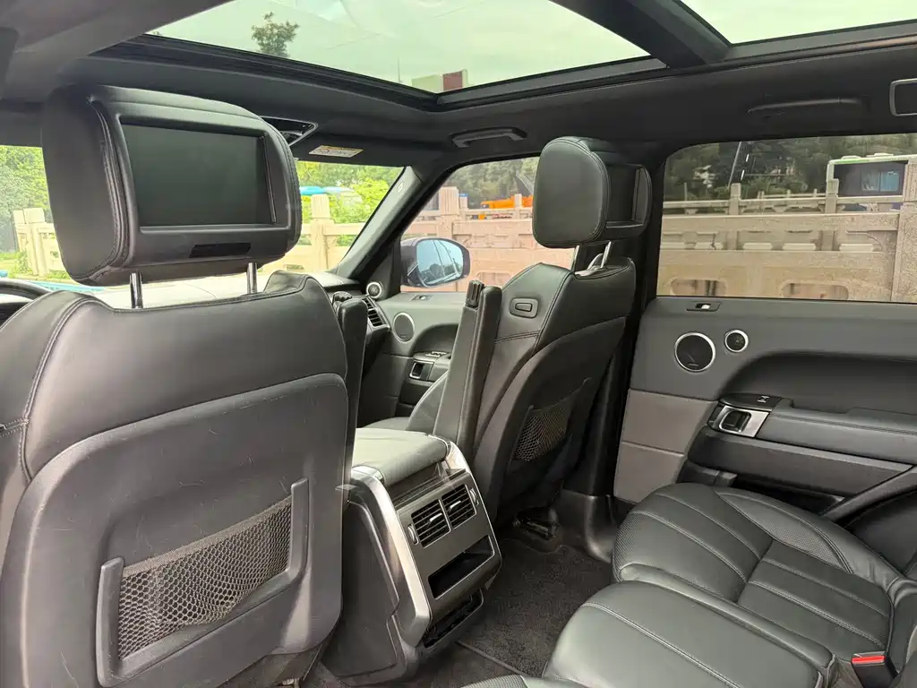 Land Rover Sport — миниатюра 6