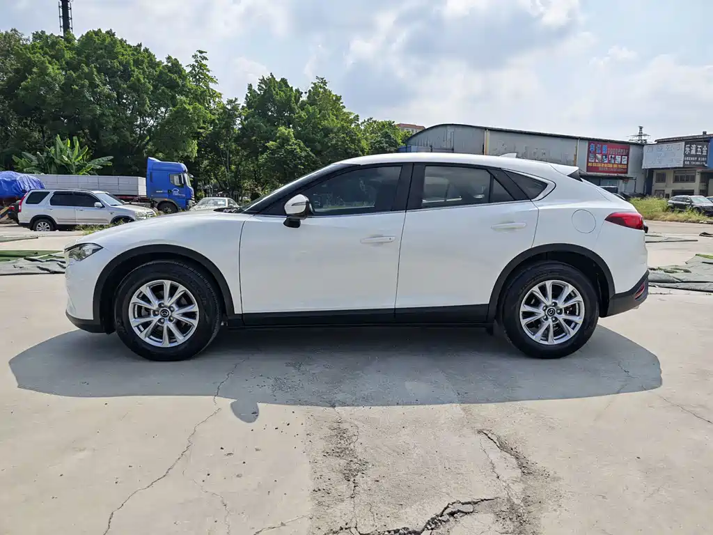 Mazda CX-4 — миниатюра 4