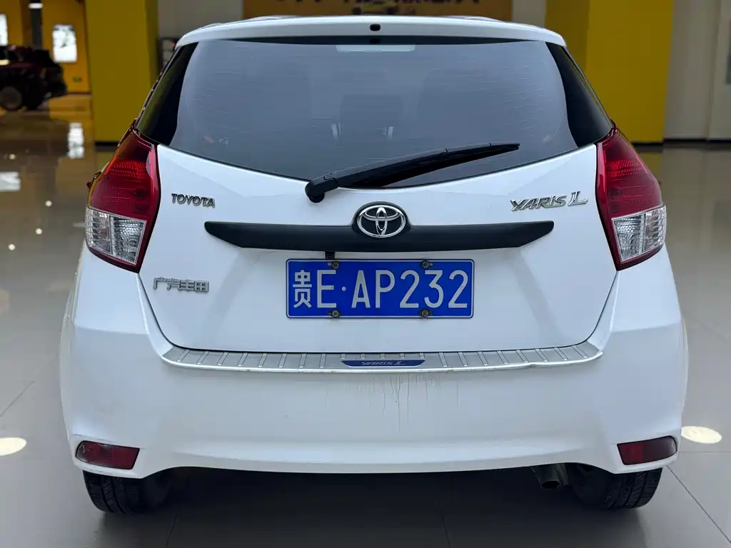 TOYOTA YARIS L ZHIXUAN