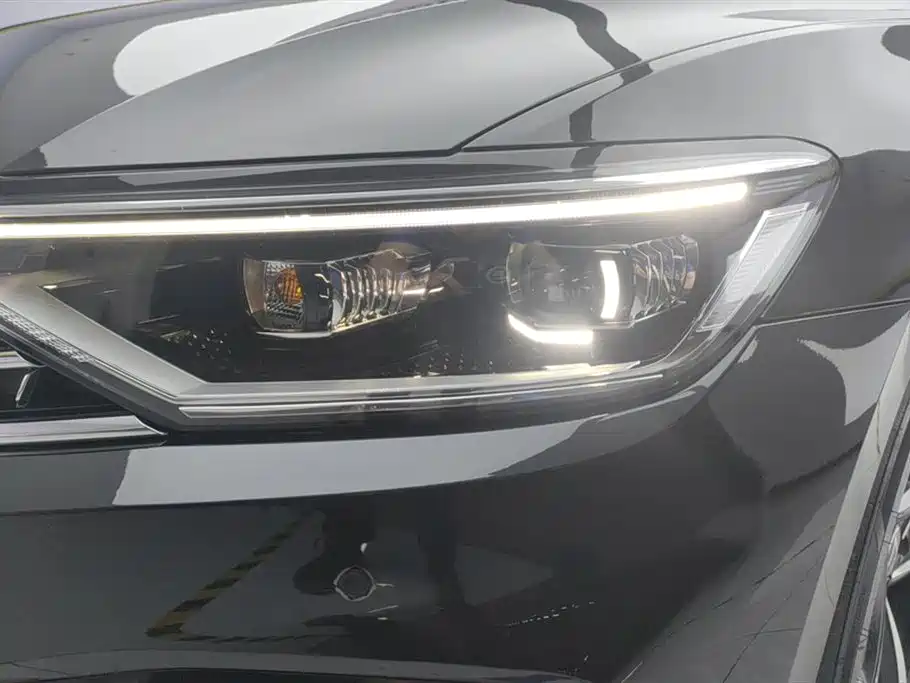 Volkswagen Magotan 2025 330TSI DSG Luxury