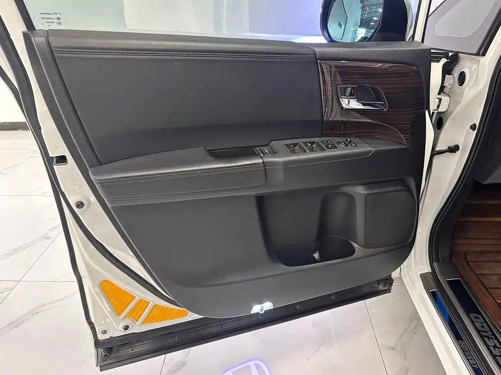 Honda Odyssey — миниатюра 4