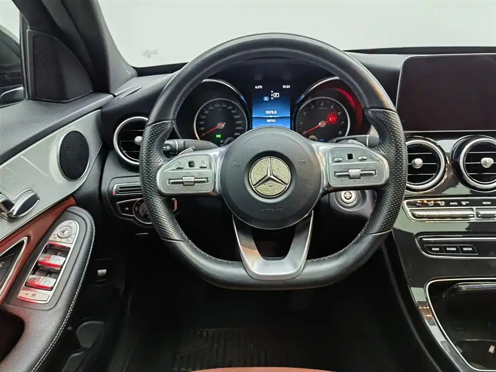 MERCEDES-BENZ C CLASS