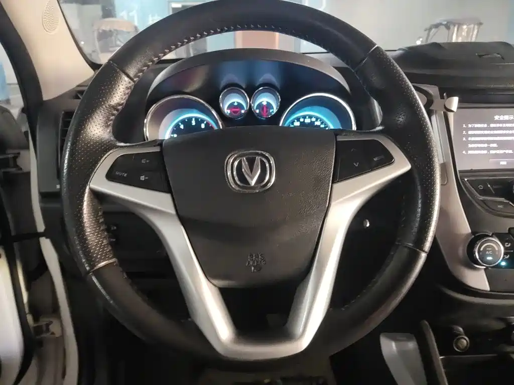 Changan CS35 — миниатюра 3