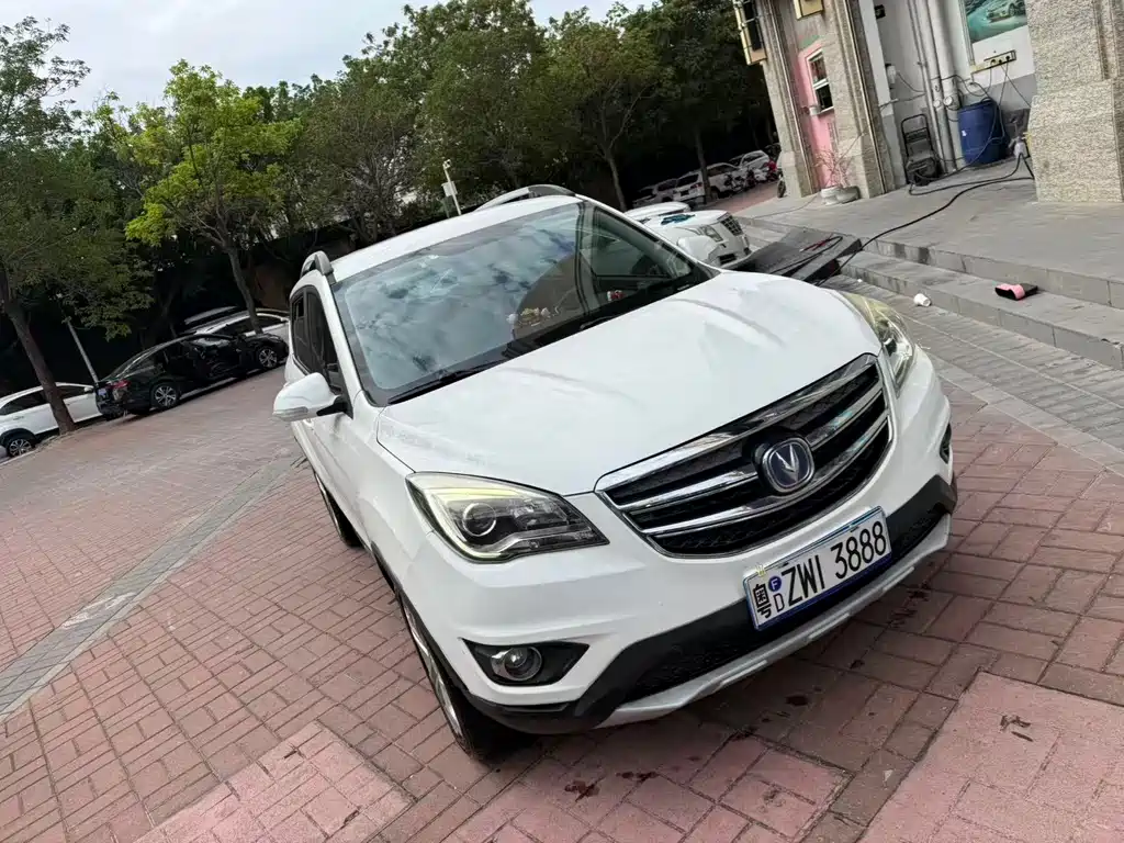 CHANGAN CS35