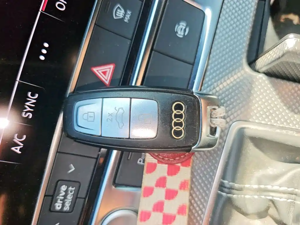 Audi A6L — миниатюра 9