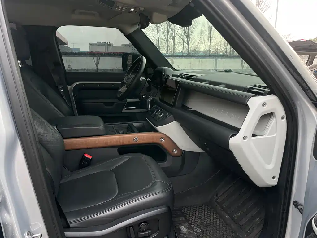 Land Rover Land Rover Defender 2023 110 3.0T P400