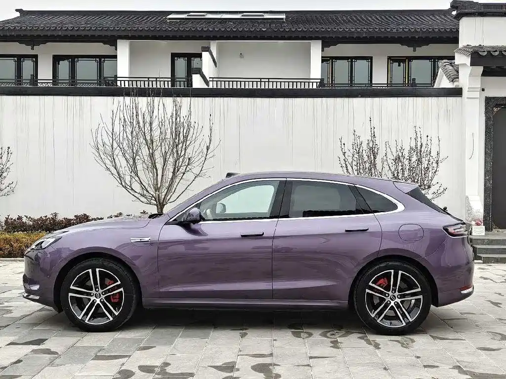 AITO ASK THE WORLD M5