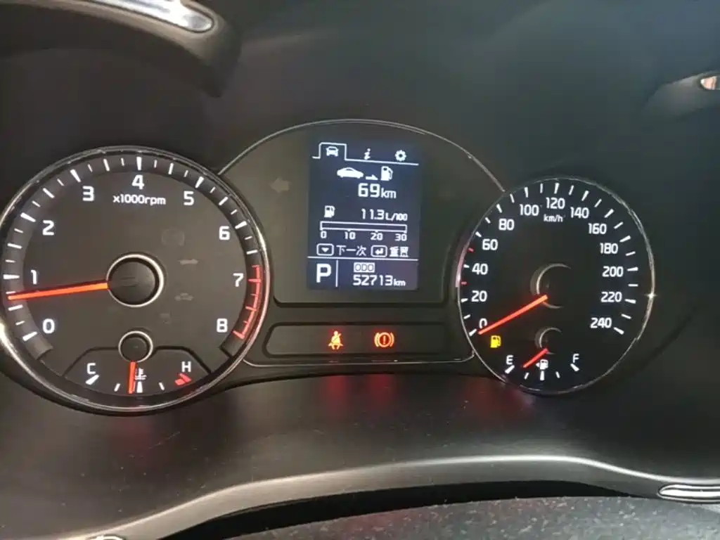 Kia Shuma — миниатюра 12