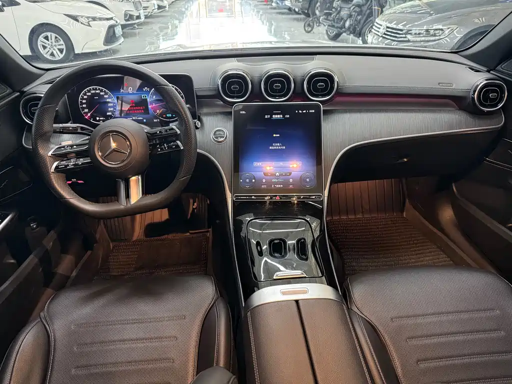 Mercedes-Benz C-Class — миниатюра 9