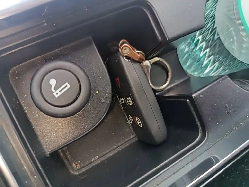 Land Rover Velar — миниатюра 9