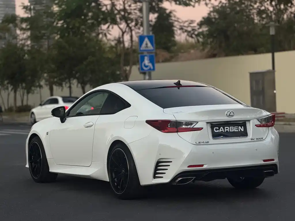 Lexus RC — миниатюра 6