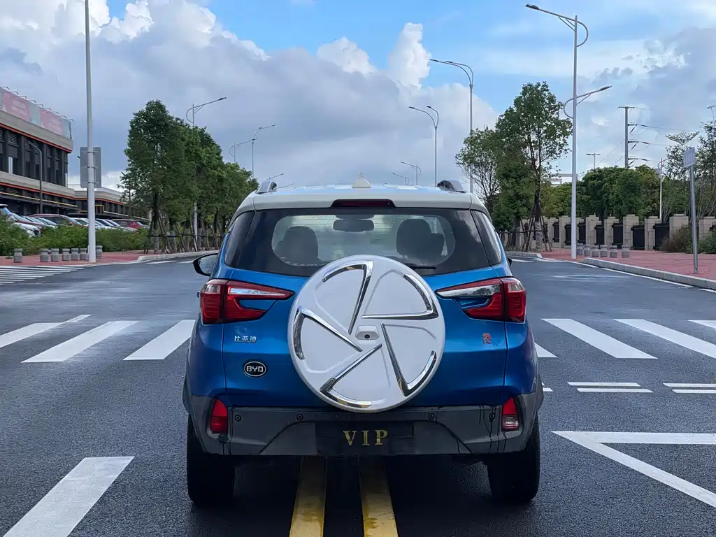 BYD Yuan 2016 1.5L MT