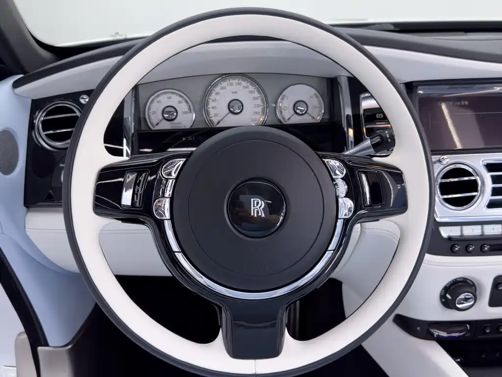 Rolls-Royce Dawn — миниатюра 20