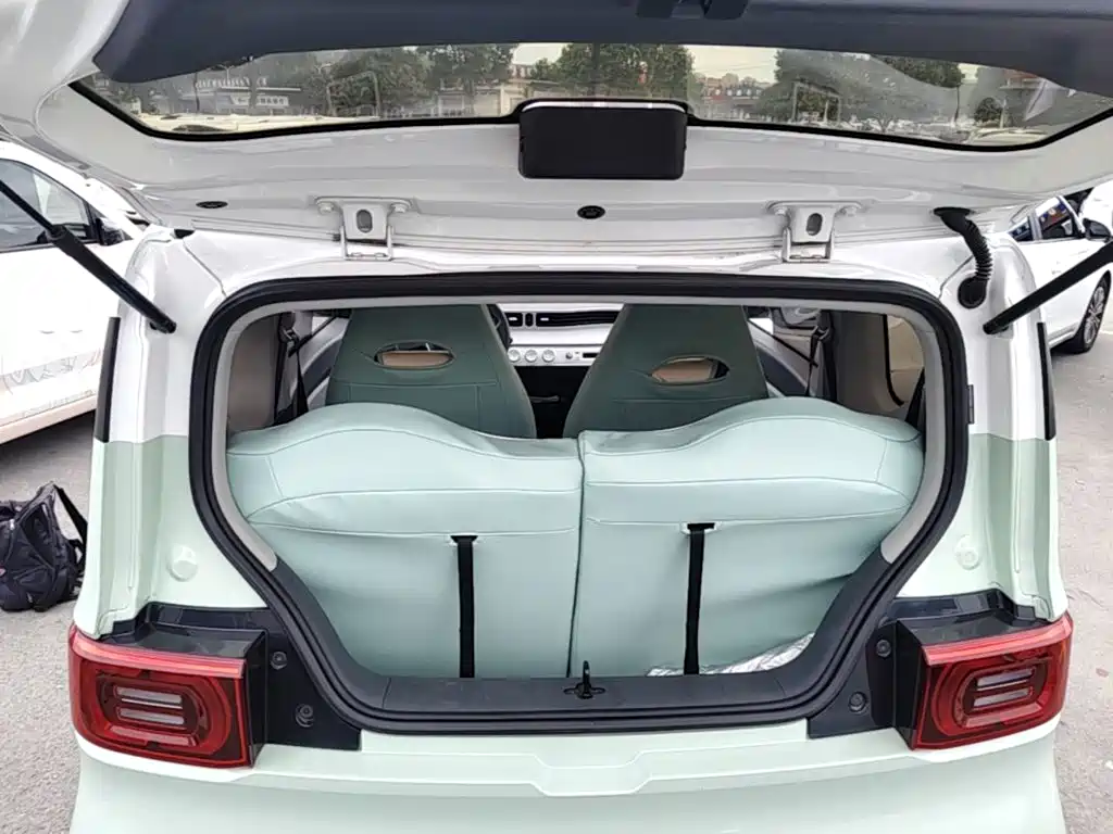 Wuling MINIEV — миниатюра 19