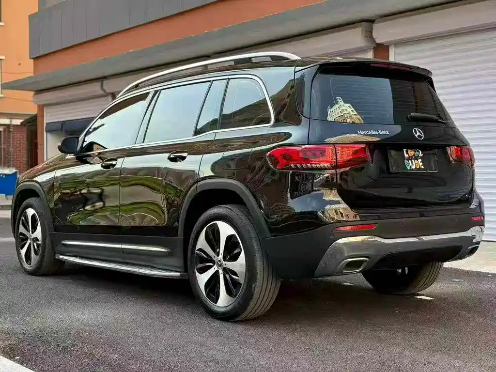 Mercedes-Benz GLB — миниатюра 9
