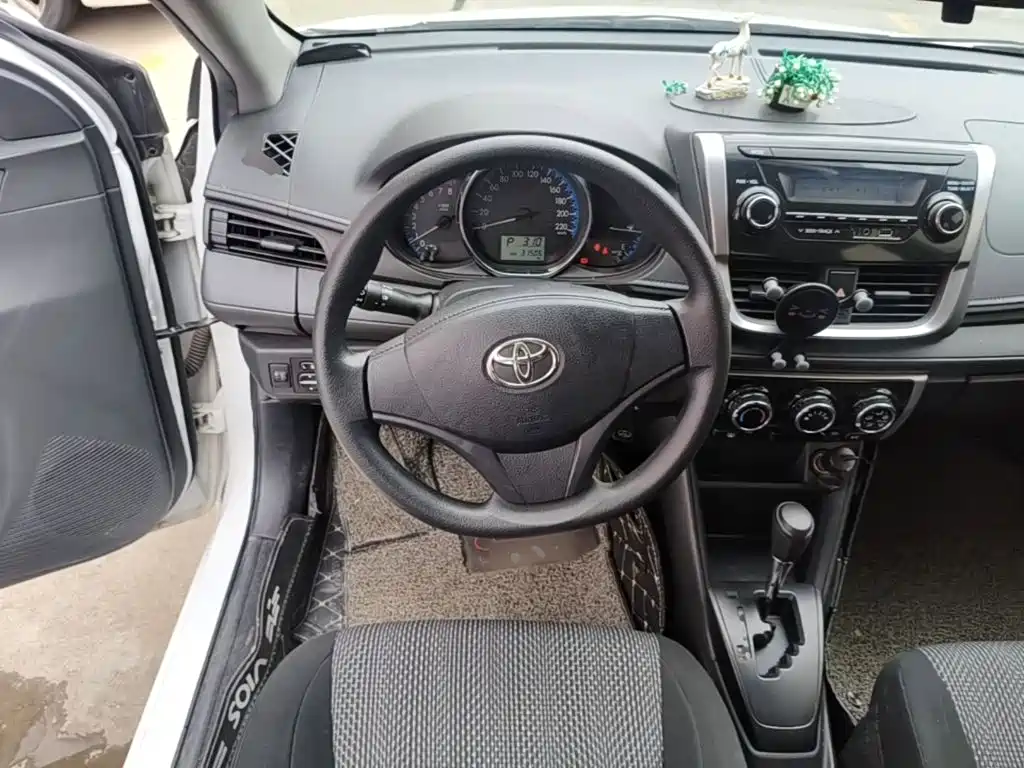 Toyota Vios — миниатюра 11