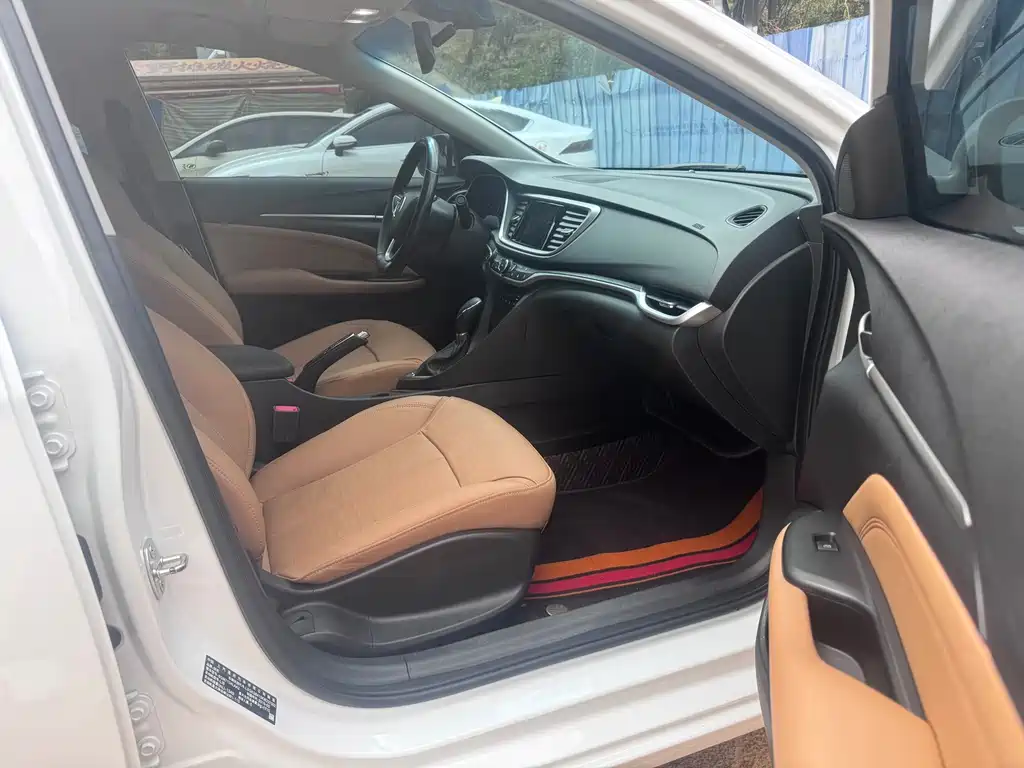 Buick Excelle — миниатюра 14