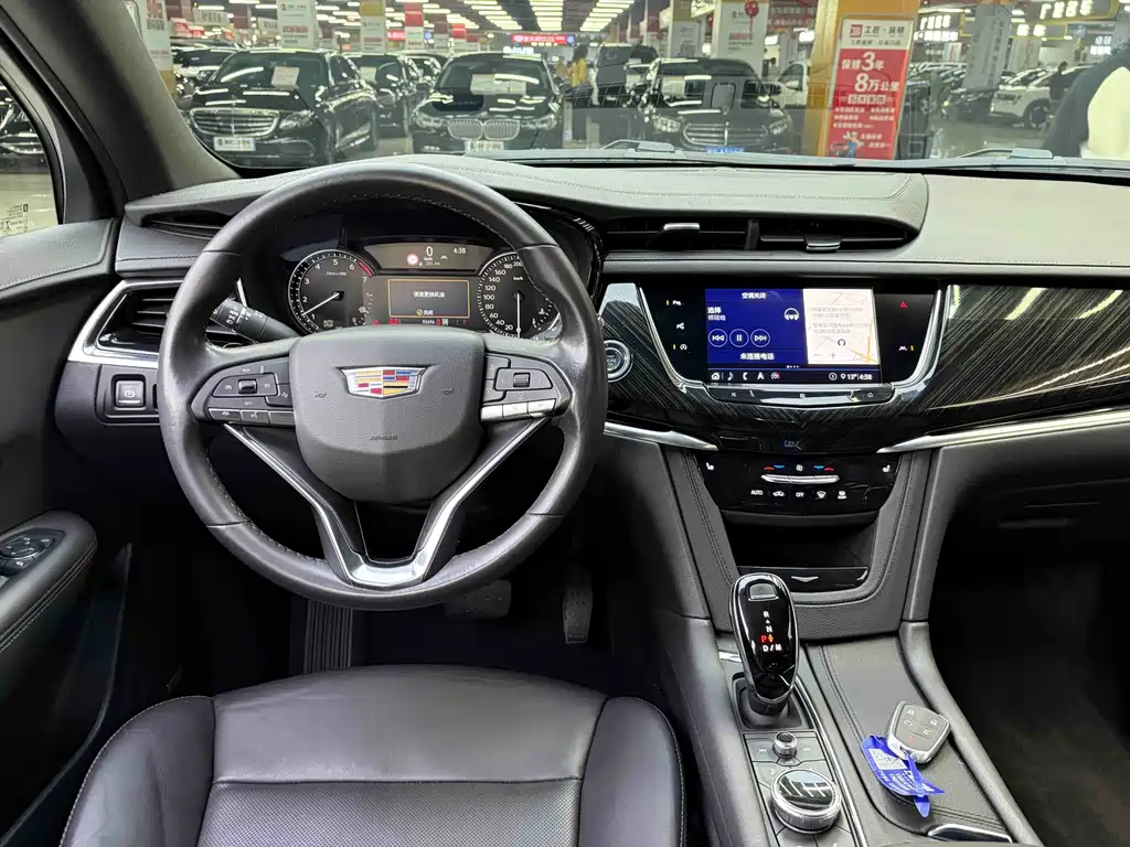 Cadillac XT6 2020 28T мест Luxury