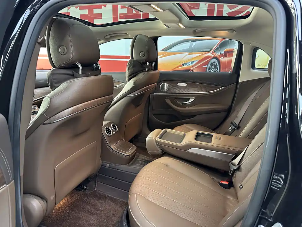 Mercedes-Benz E-Class E 2023 E 300 L Fashion