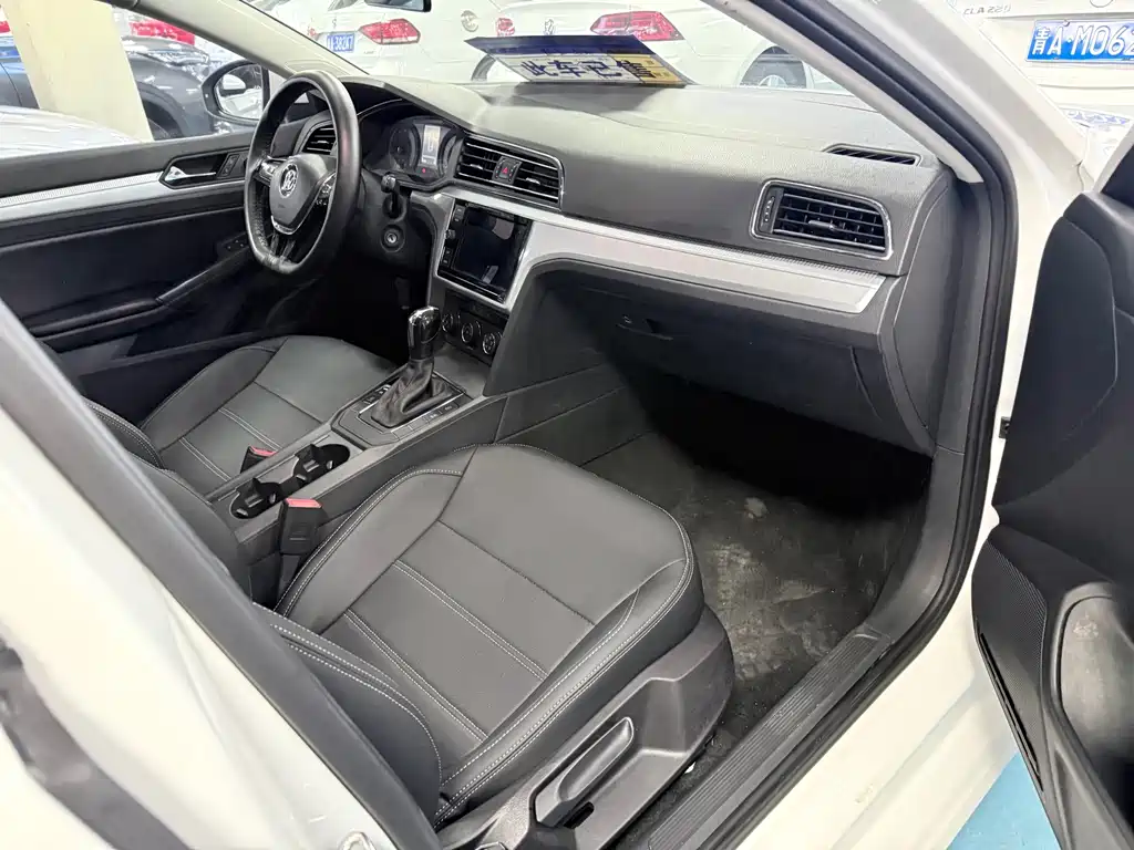 Volkswagen Lamando — миниатюра 20