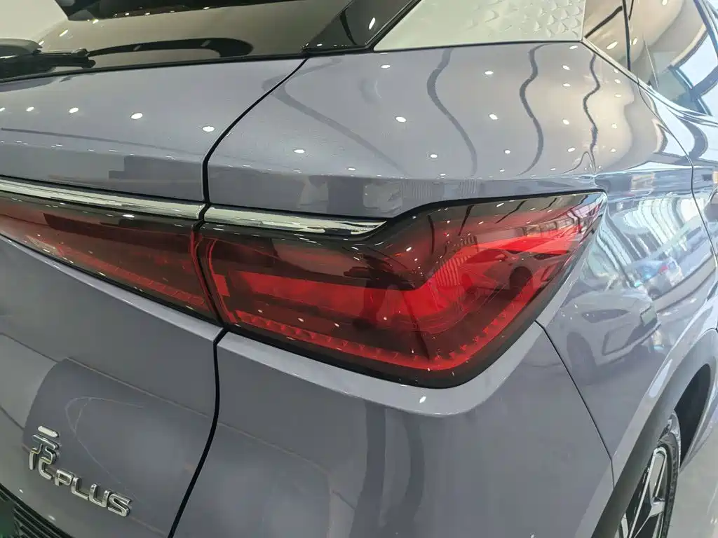 BYD Yuan Plus — миниатюра 11