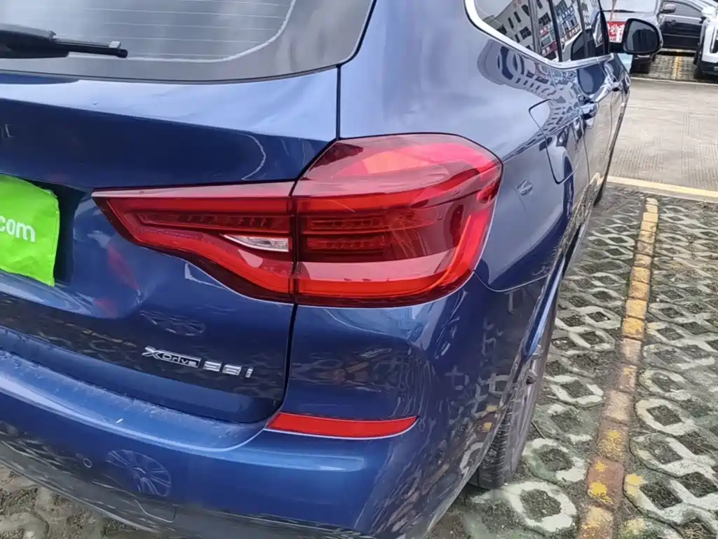 BMW X3 — миниатюра 8