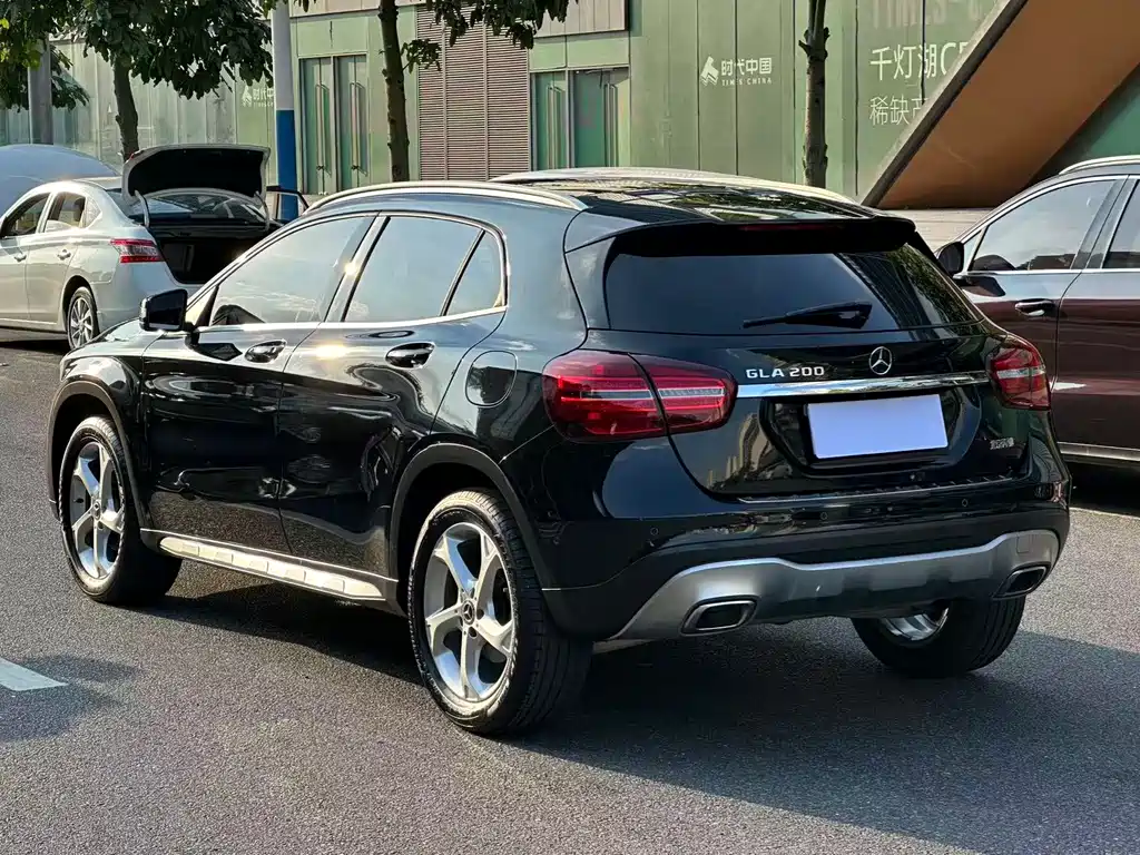 Mercedes-Benz GLA — миниатюра 17