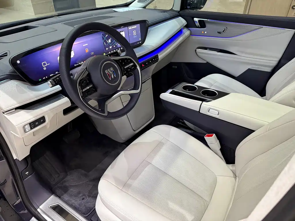 BUICK GL8 NEW ENERGY