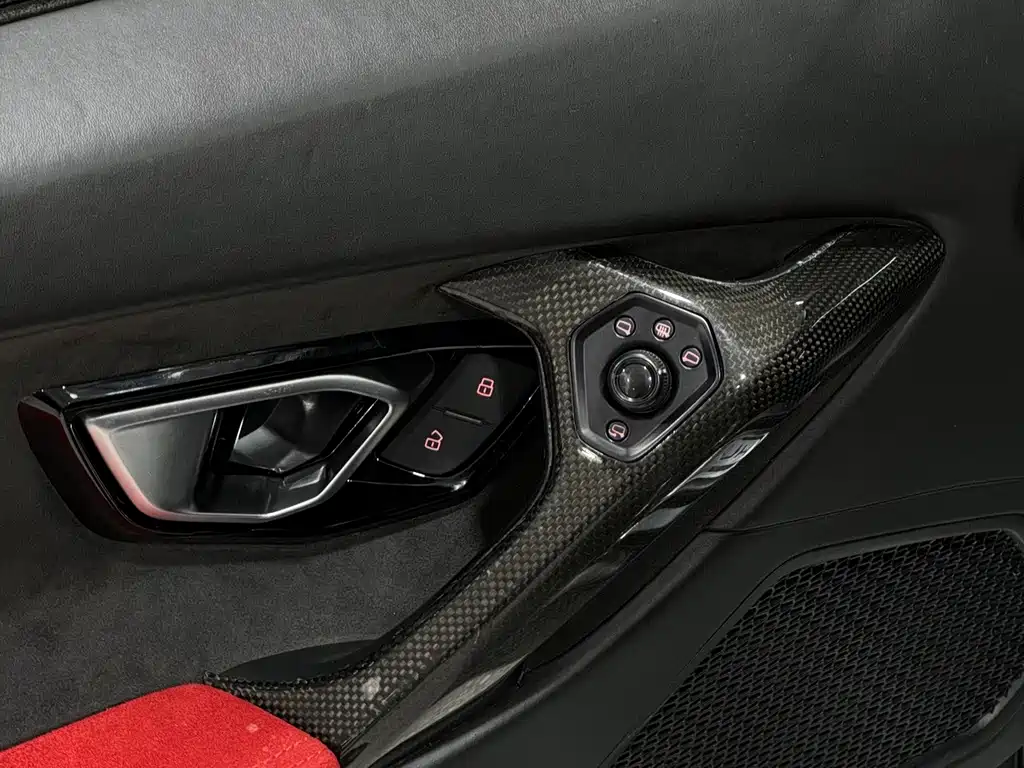 Lamborghini Huracán — миниатюра 5