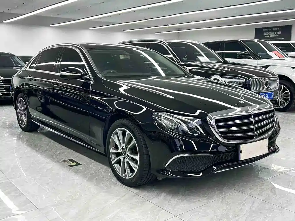 Mercedes-Benz E-Class — миниатюра 3