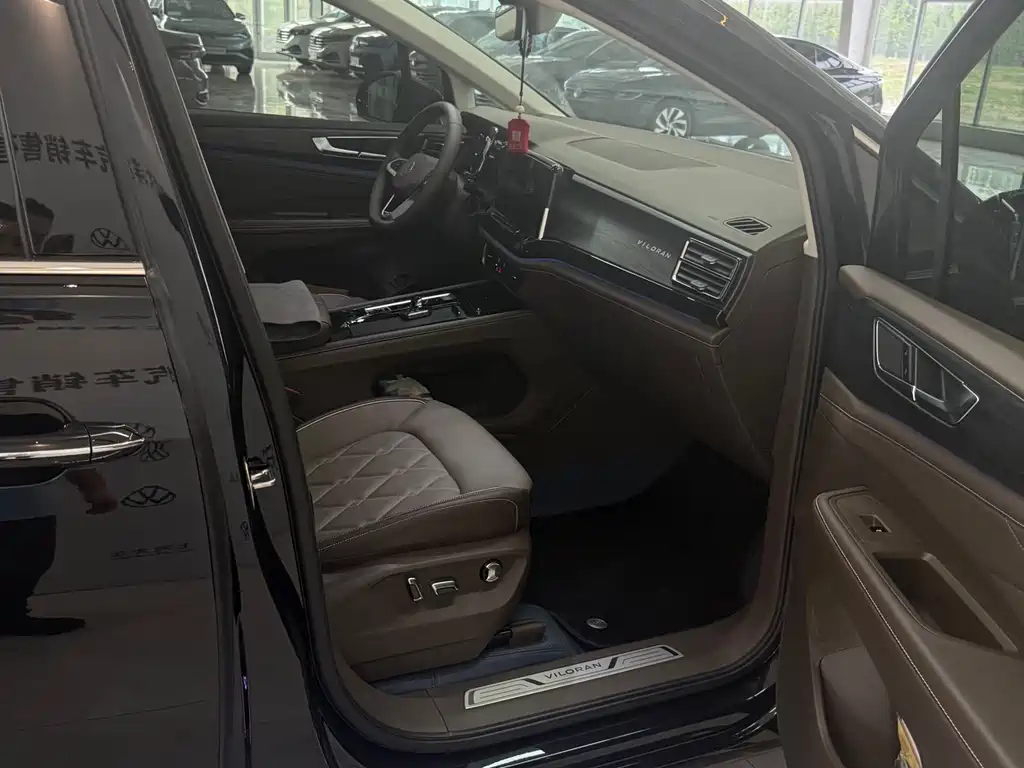 Volkswagen Viloran 2024 380TSI Luxury