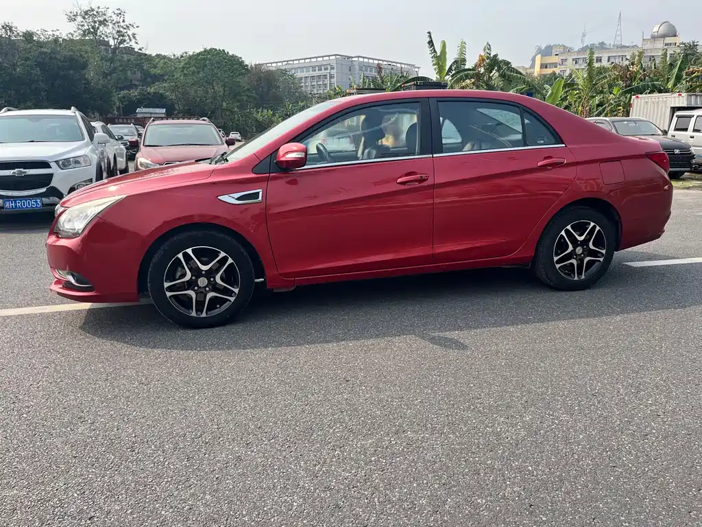 BYD G5 — миниатюра 4