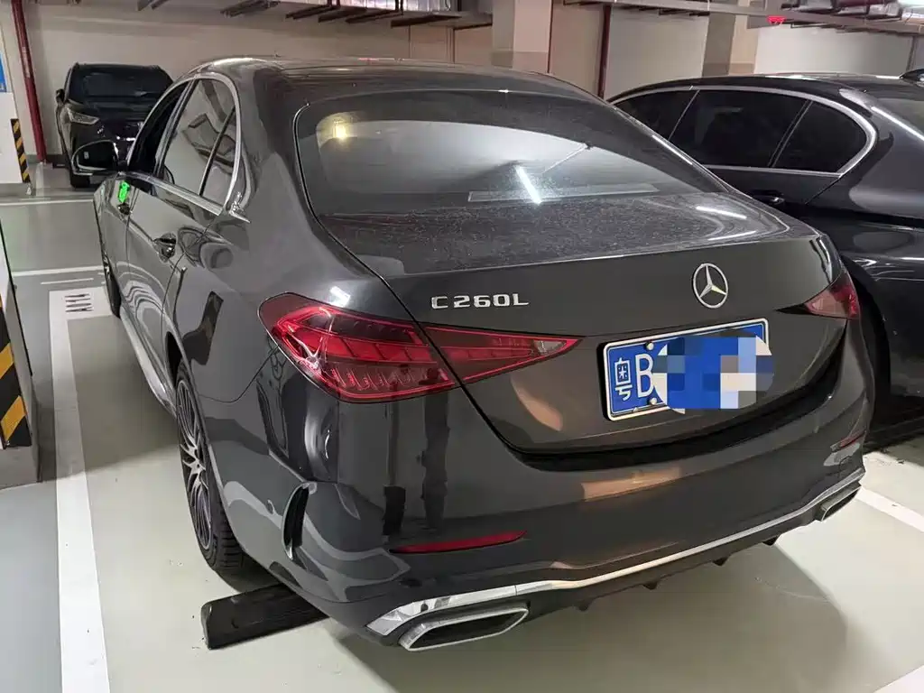 Mercedes-Benz C-Class — миниатюра 7