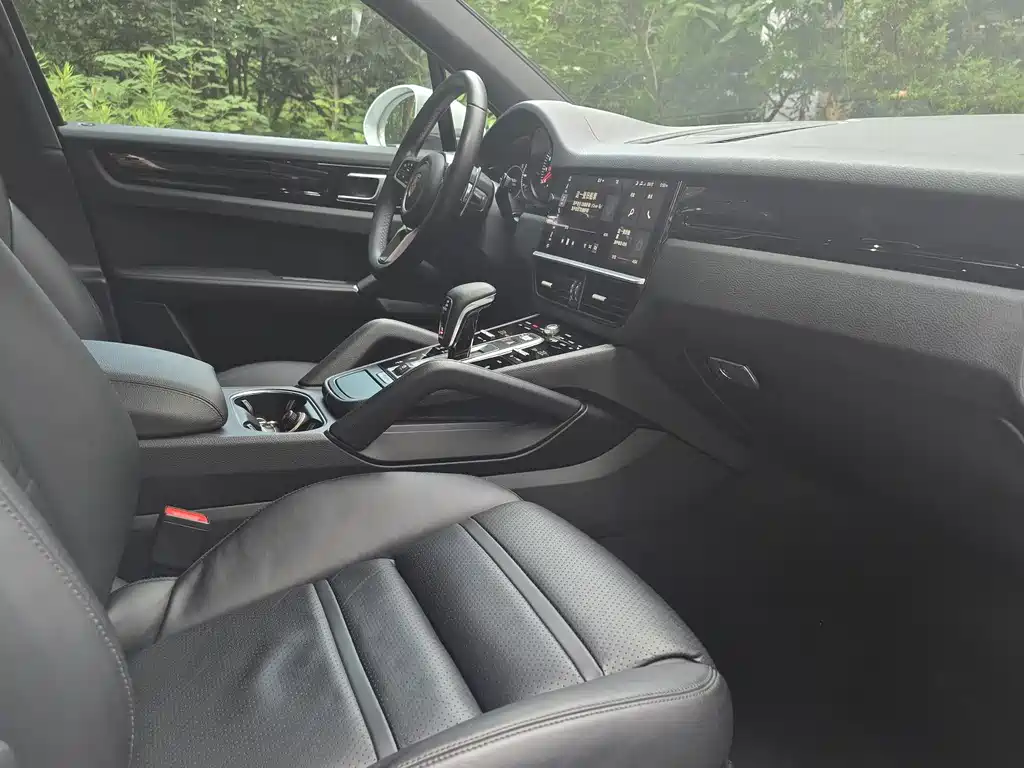 Porsche Cayenne 2018 Cayenne 3.0T