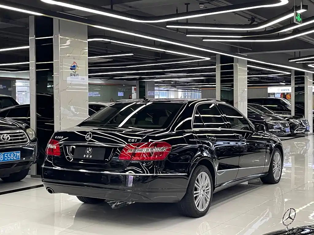 Mercedes-Benz E-Class E 2010 E 200 CGI