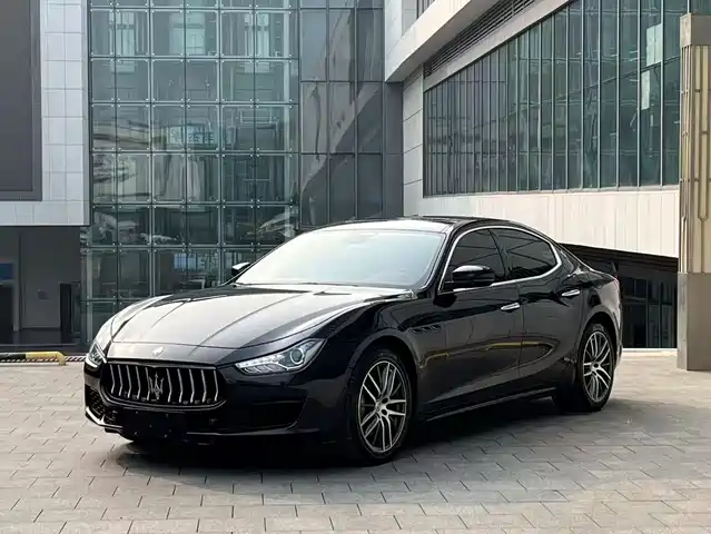MASERATI GHIBLI 2021