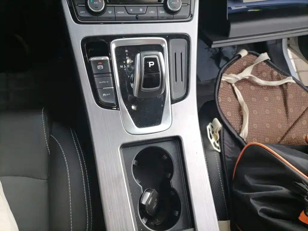 Geely Boyue — миниатюра 15