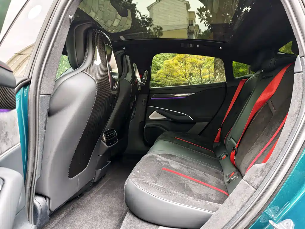 XIAOMI CAR XIAOMI SU7 ULTRA