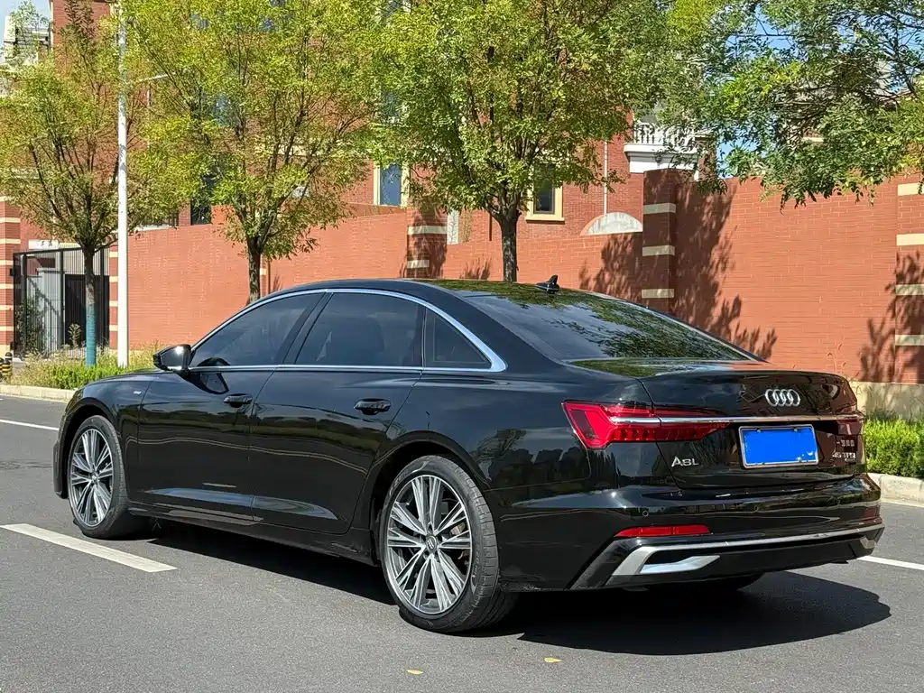 Audi A6L — миниатюра 9