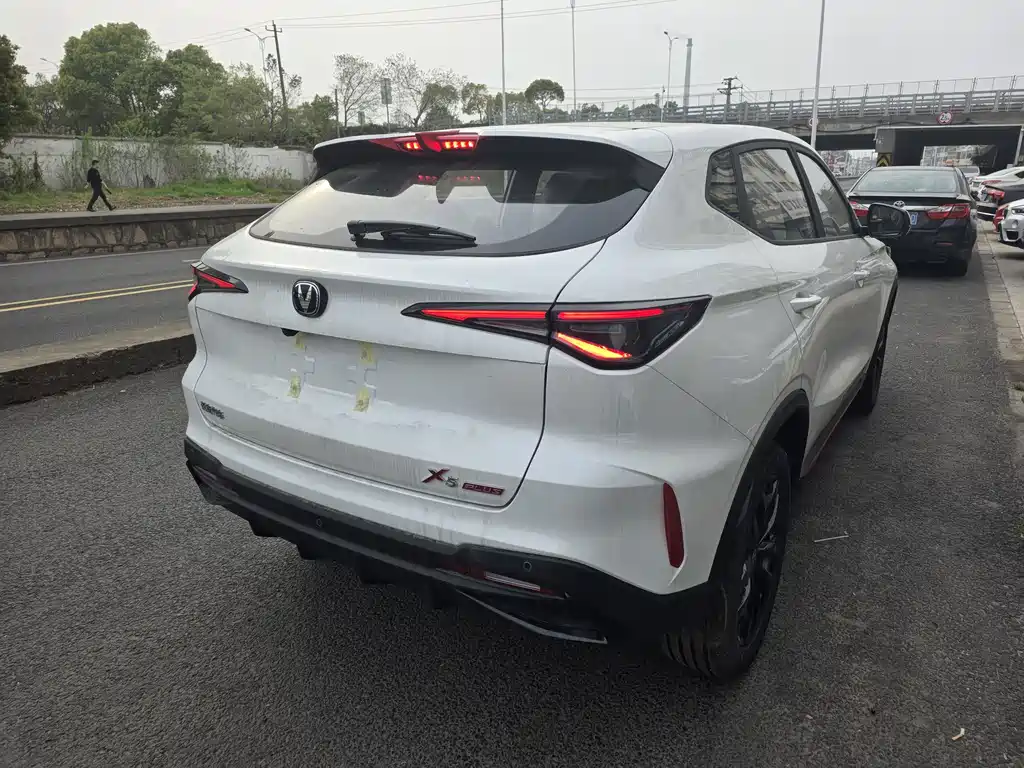 Changan X5 PLUS - фото 15