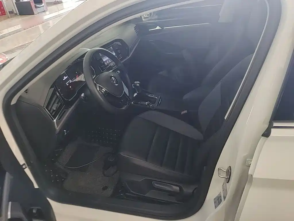Volkswagen Sagitar — миниатюра 15