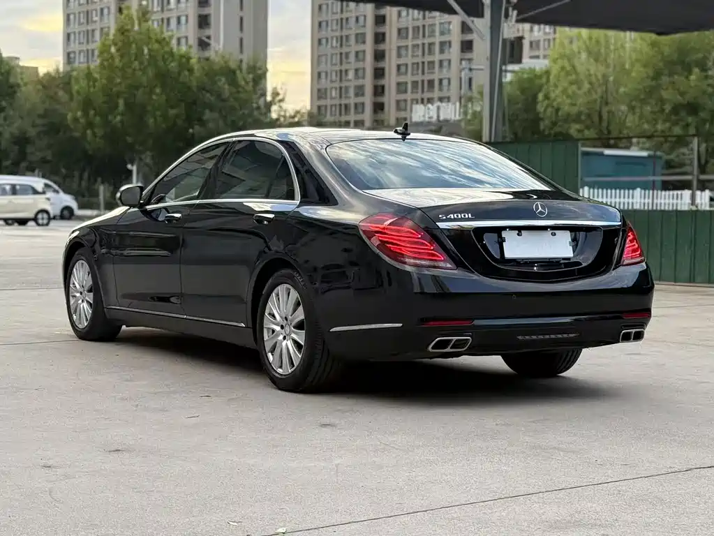 Mercedes-Benz S-Class — миниатюра 10