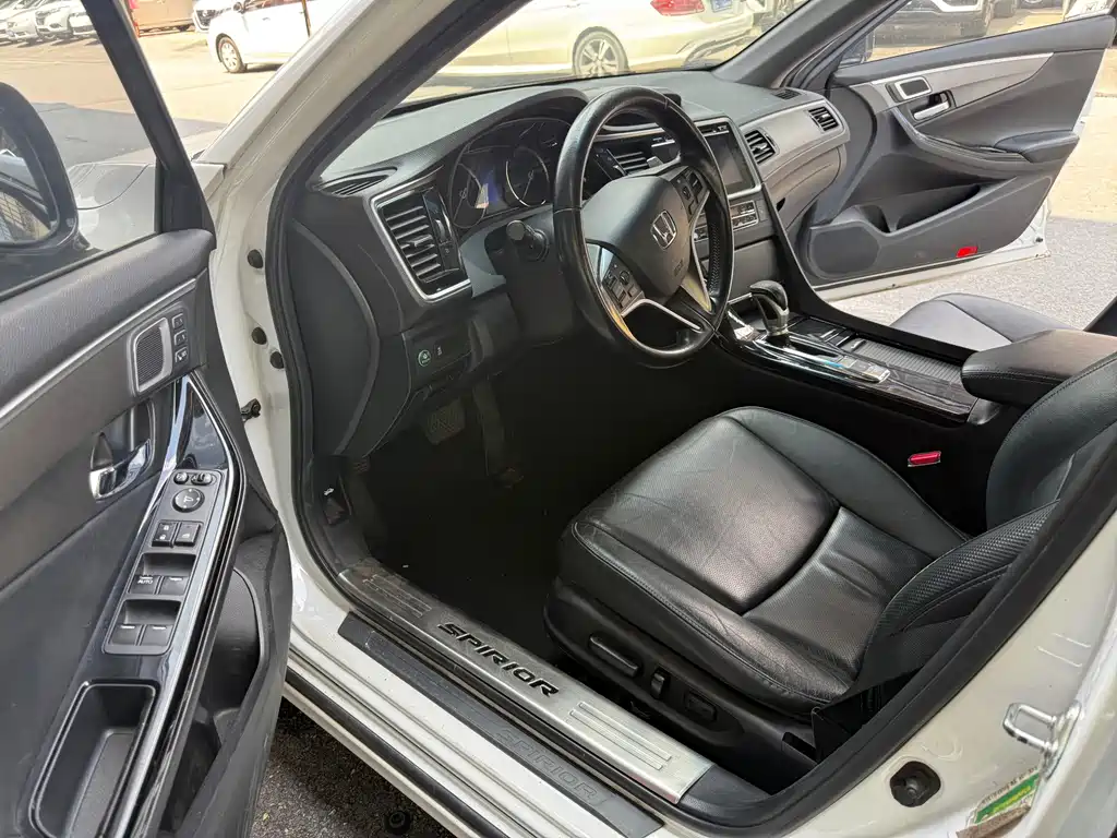 Honda Spirior — миниатюра 6