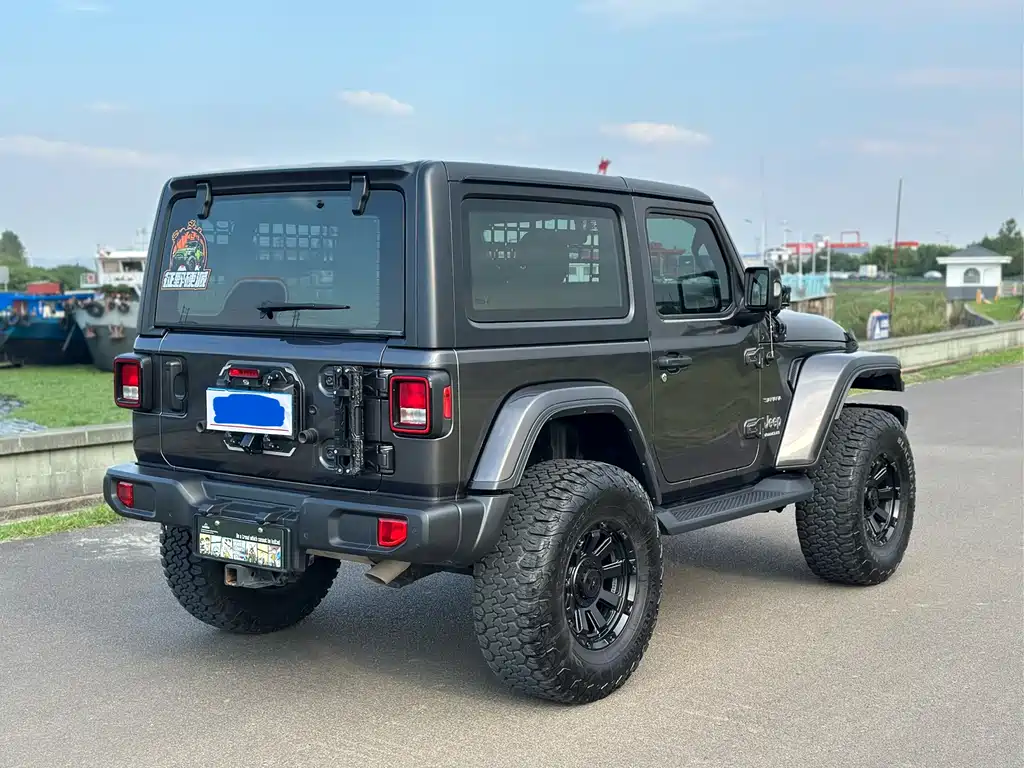 Jeep Wrangler — миниатюра 4