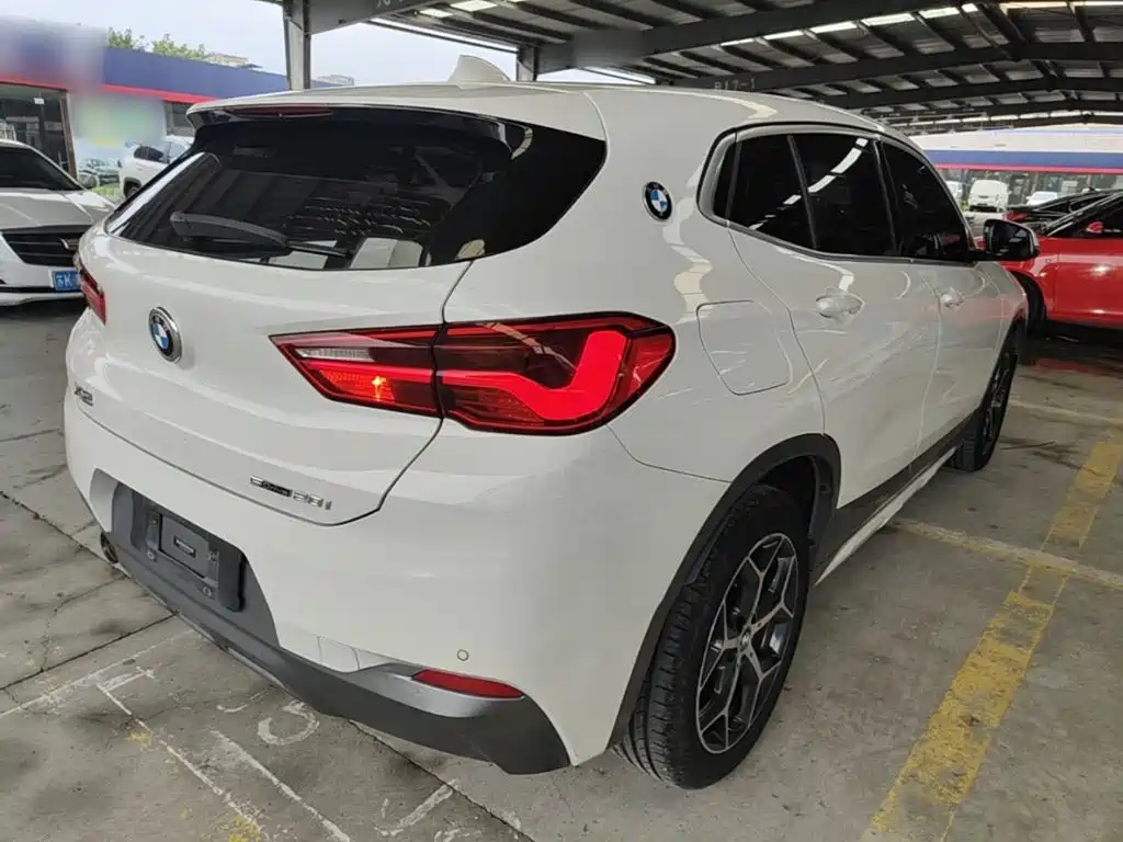 BMW X2 (Import) — миниатюра 7